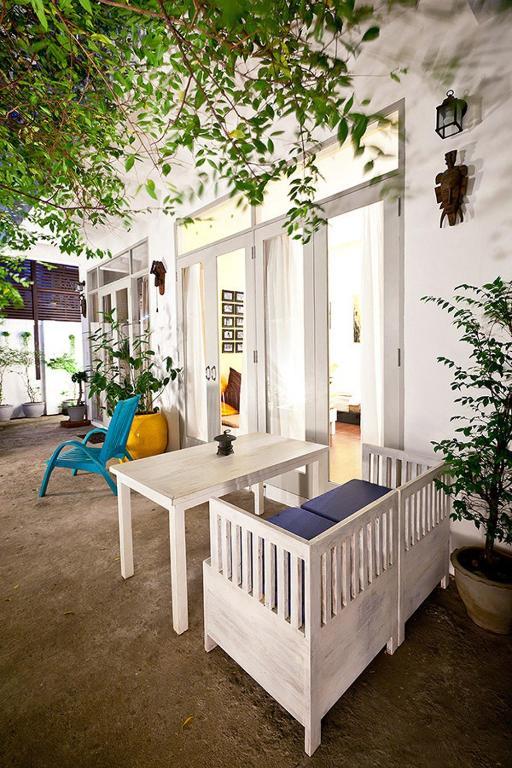 Littlest Guesthouse Bangkok Ngoại thất bức ảnh